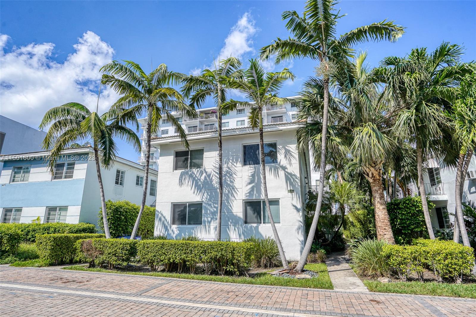 LINCOLN TERRACE SUB - Residential Income