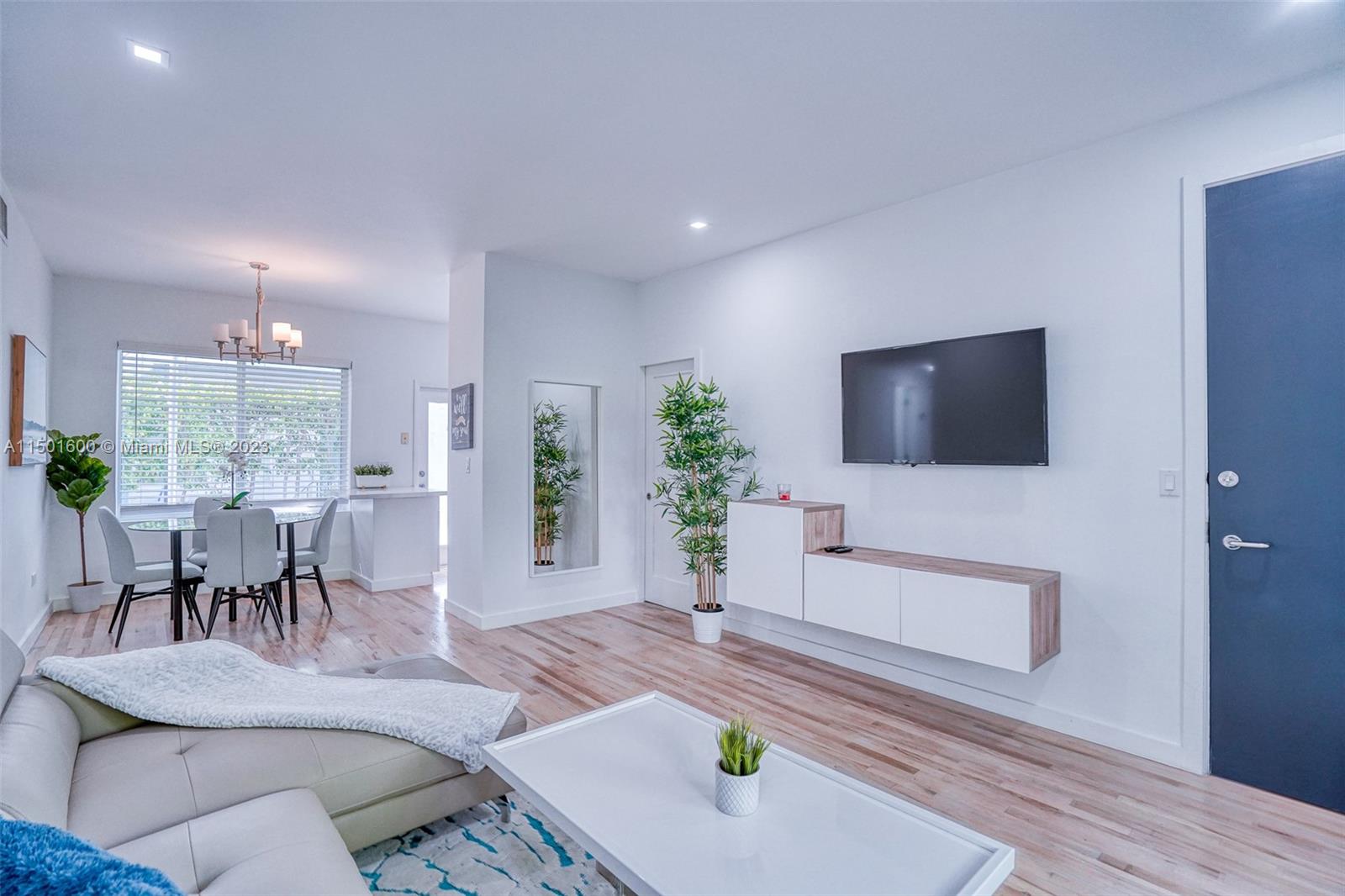 LINCOLN TERRACE SUB - Residential Income