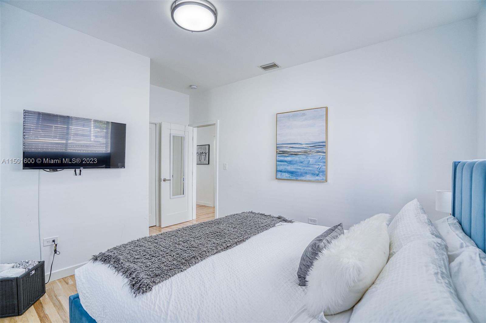 LINCOLN TERRACE SUB - Residential Income