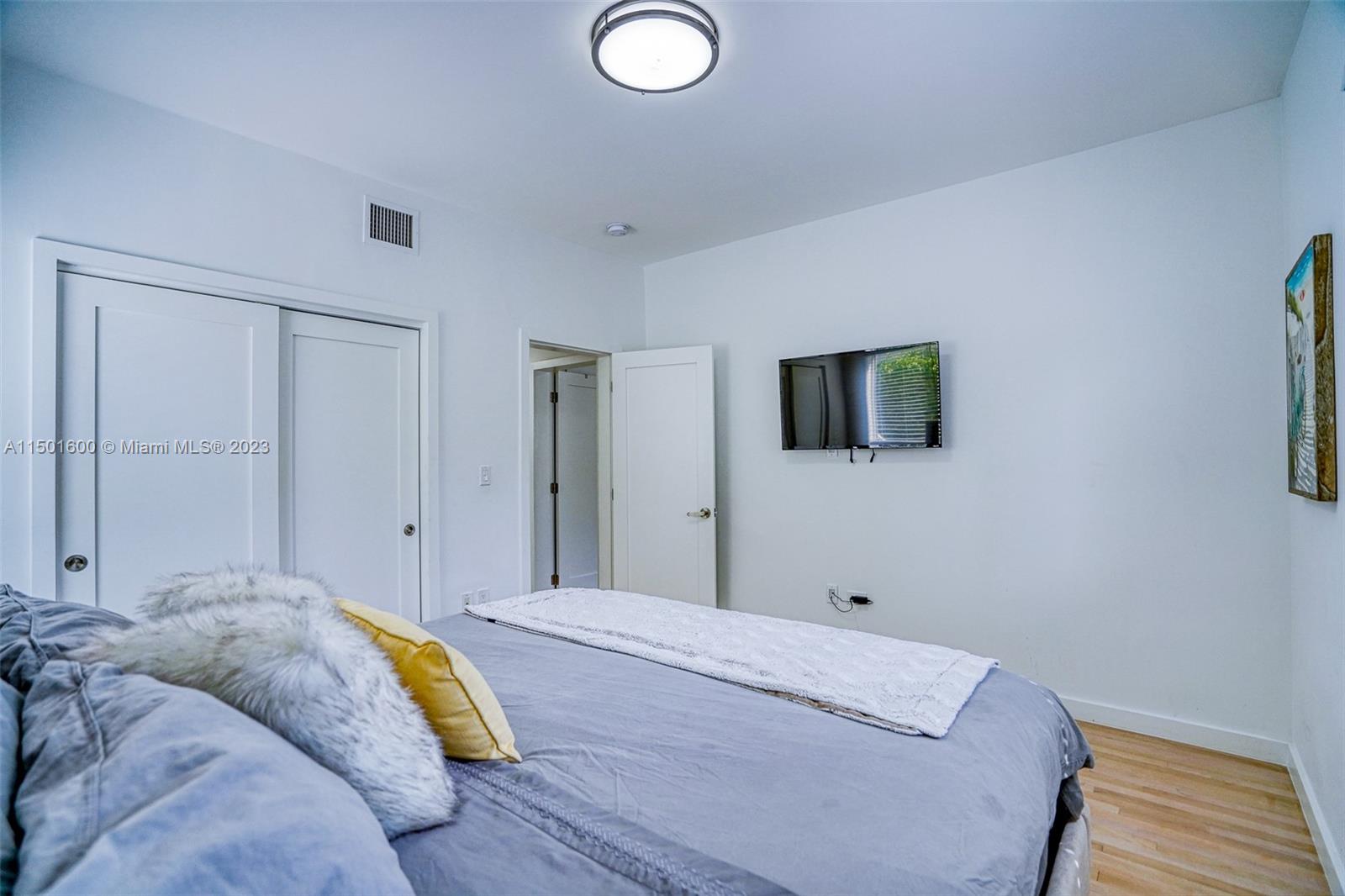 LINCOLN TERRACE SUB - Residential Income