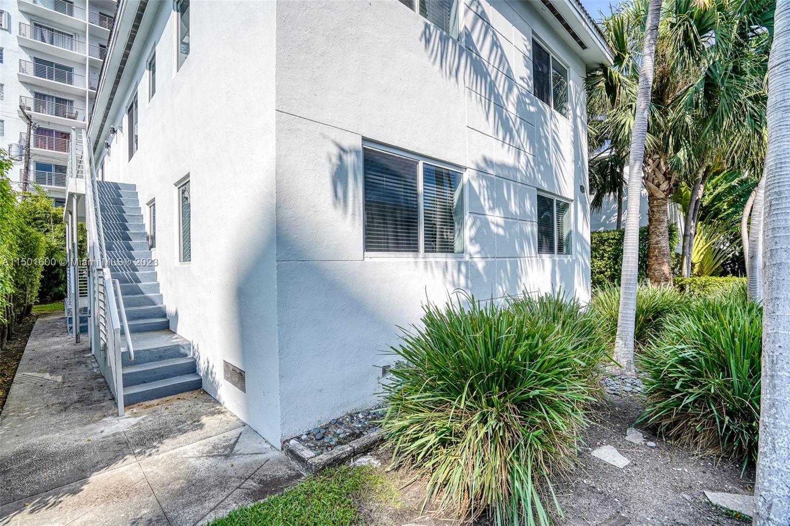 LINCOLN TERRACE SUB - Residential Income