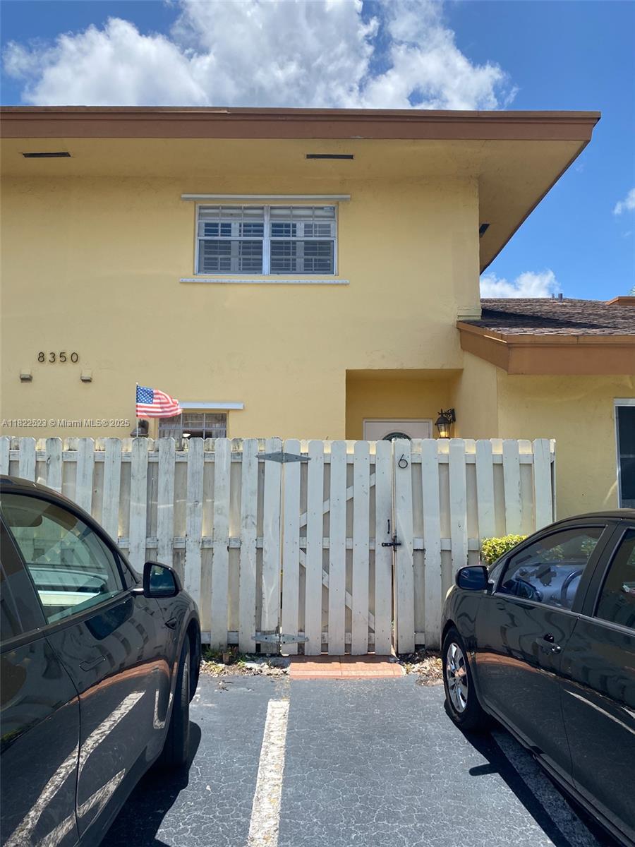 8350 Sw 154th Ave 6, Miami, Broward County, Florida - 2 Bedrooms  
3 Bathrooms - 