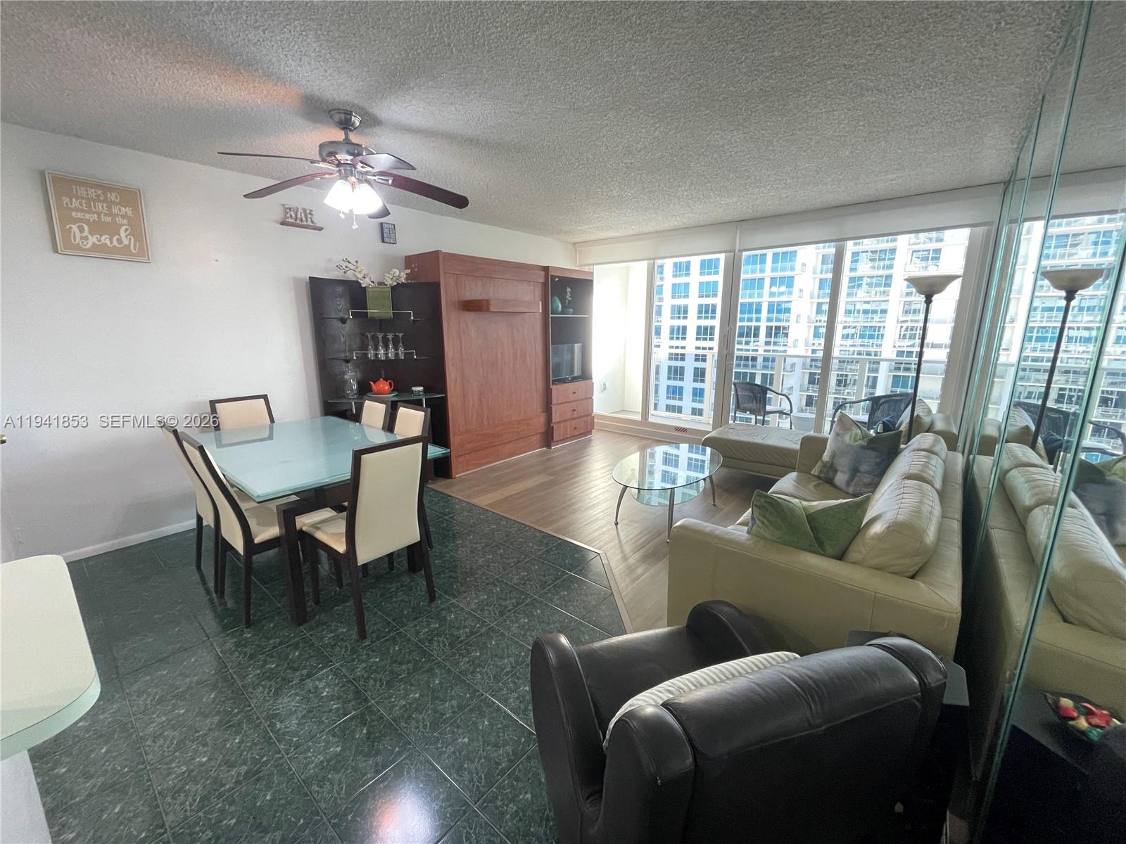 ALEXANDER TOWERS CONDO - Residential Lease