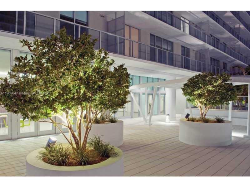 THE AXIS ON BRICKELL II C - Residential Lease