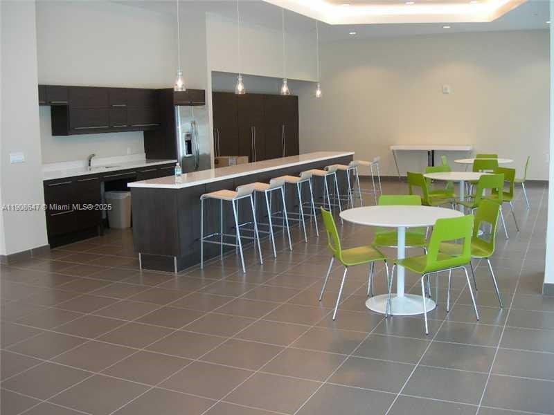 THE AXIS ON BRICKELL II C - Residential Lease