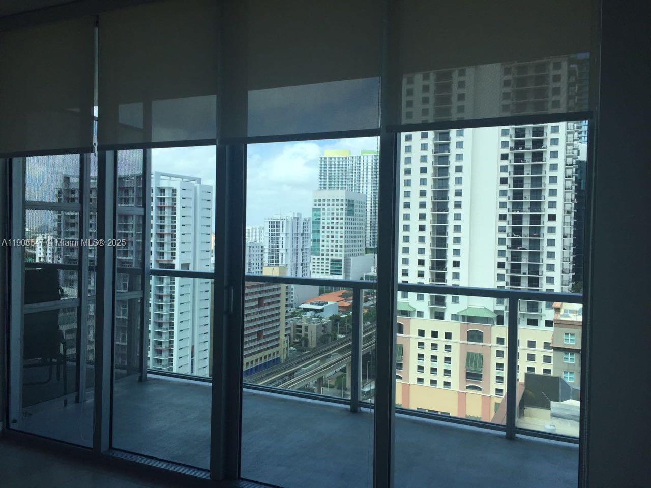 THE AXIS ON BRICKELL II C - Residential Lease