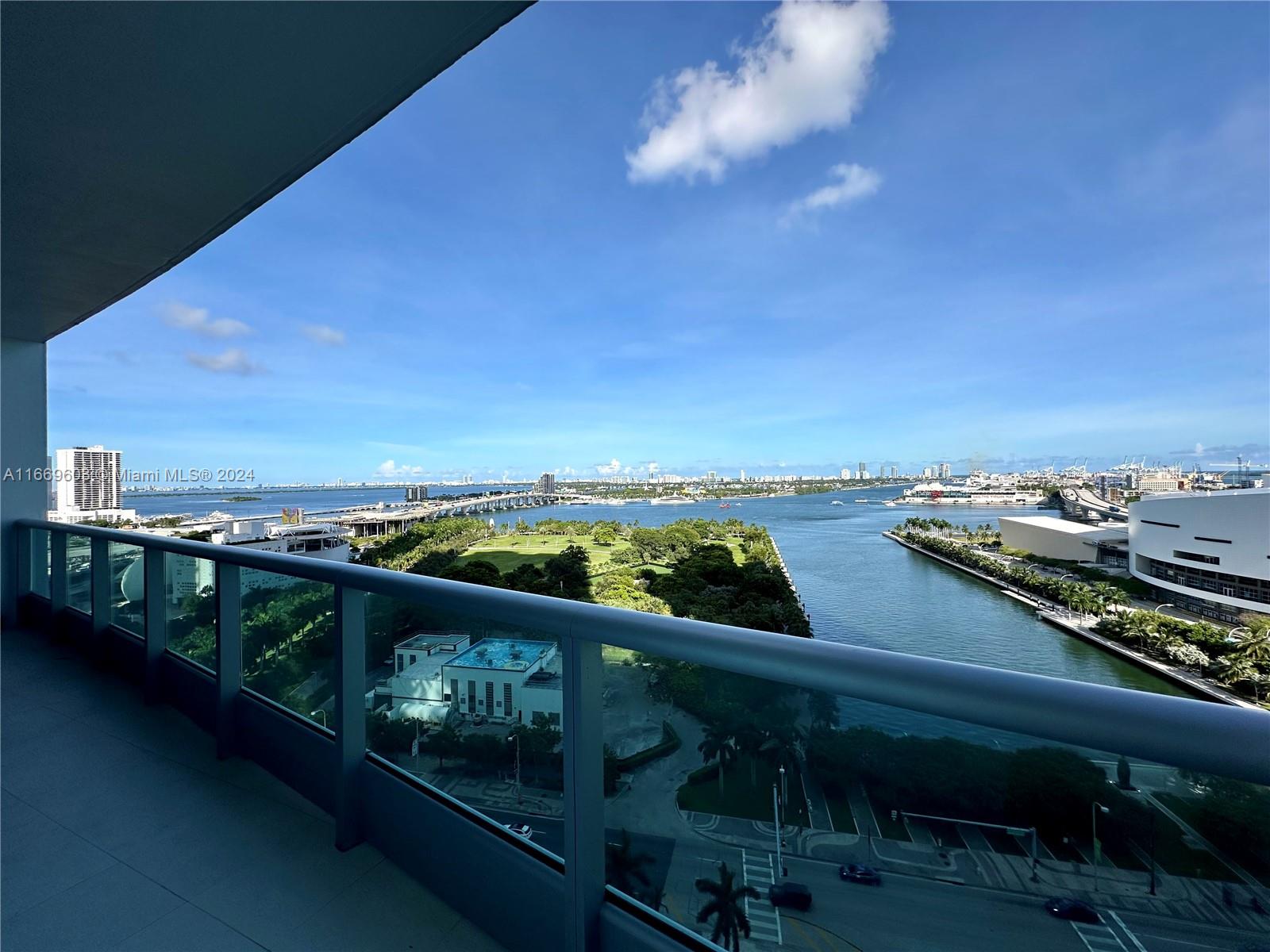 Rental Property at 900 Biscayne Blvd 1903, Miami, Broward County, Florida - Bedrooms: 1 
Bathrooms: 2  - $4,200 MO.