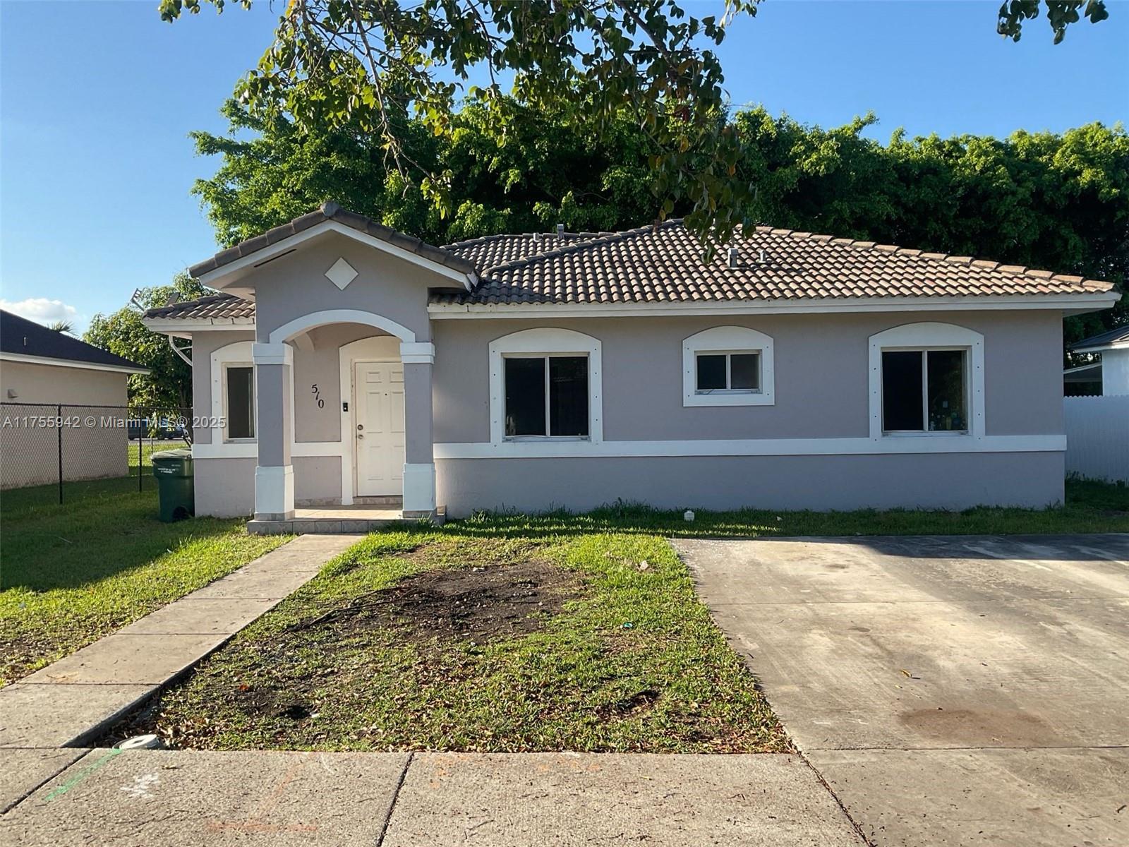 Property for Sale at 510 Se 12th Ter, Homestead, Miami-Dade County, Florida - Bedrooms: 3 
Bathrooms: 2  - $419,000