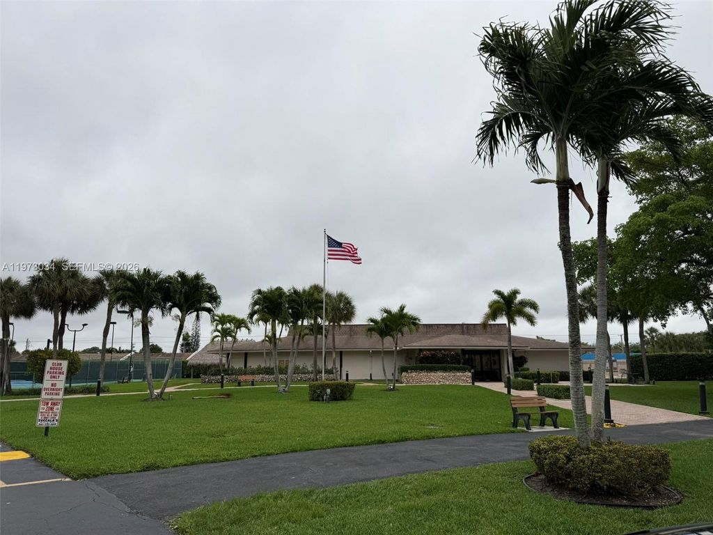 Photo of 5220 Las Verdes Cir #114, Delray Beach, FL 33484 (MLS # A11973034)