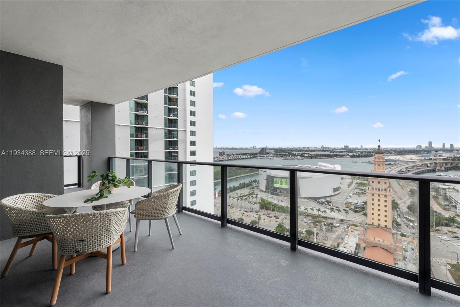 Gale Miami - Residential