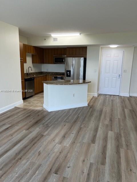 VERANDA CONDO - Residential