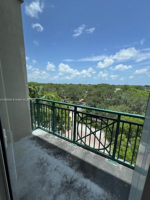 VERANDA CONDO - Residential