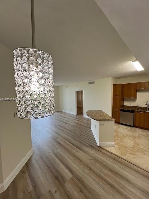 VERANDA CONDO - Residential