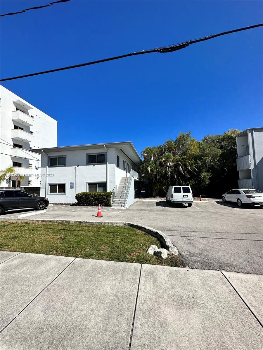 Beautifully fully remodeled 1/1 in the heart of Coconut Grove. The unit is on the top floor of the building 3rd floor, with impact windows. Walking distance to the parks, shops, and restaurants in Cocowalk. It has one assigned parking spot but is large enough to park two cars, one behind the other. The washer/dryer in the unit is available beginning March 1, 2023. NO PETS ALLOWED. PLease text the listing agent.