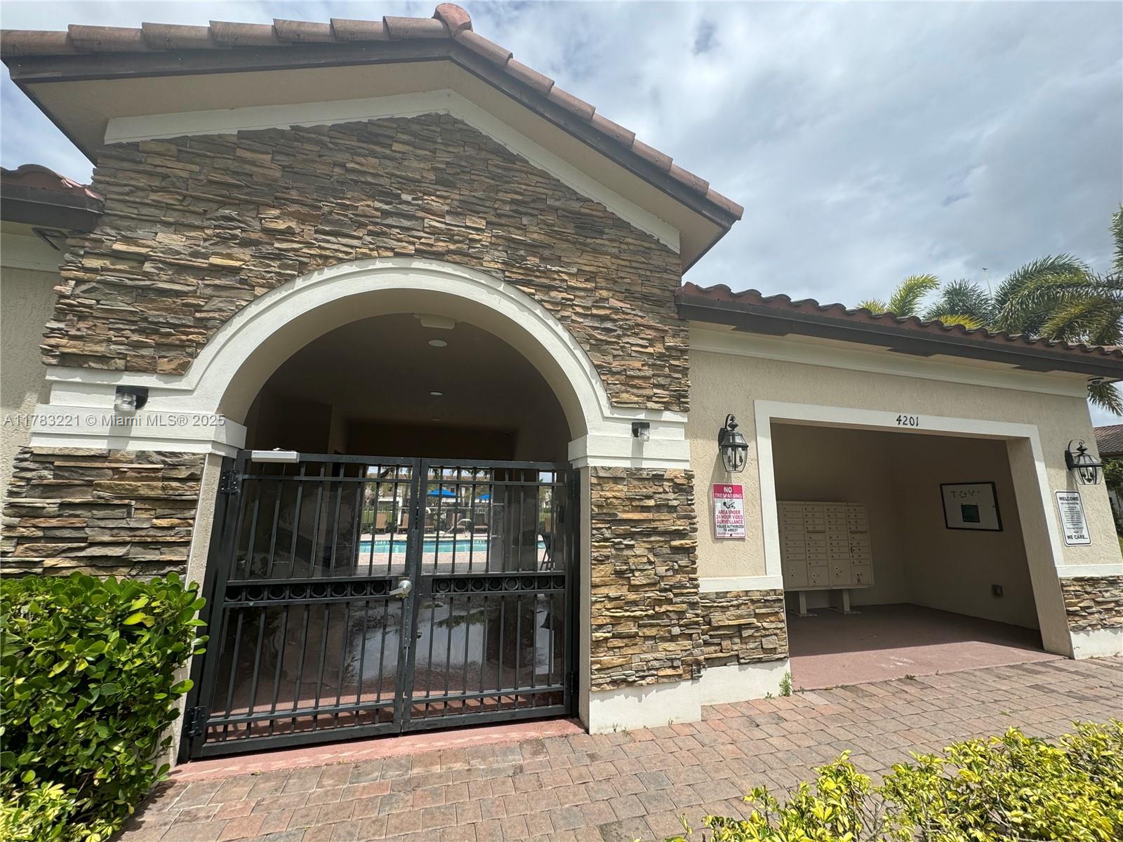 CENTURY TOWNHOMES AT BIRD - Residential Lease