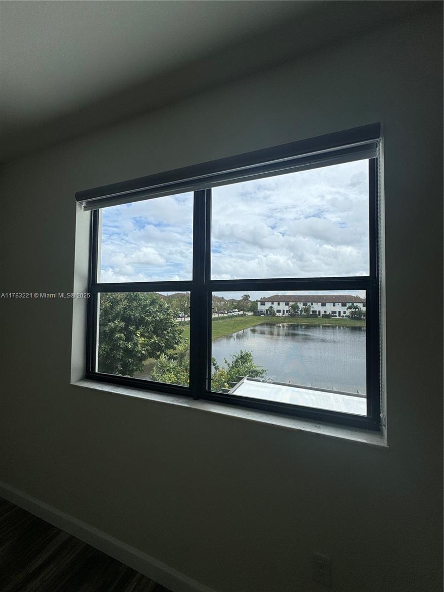 CENTURY TOWNHOMES AT BIRD - Residential Lease