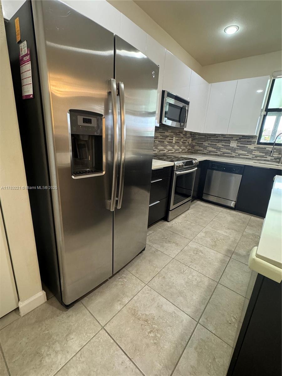 CENTURY TOWNHOMES AT BIRD - Residential Lease