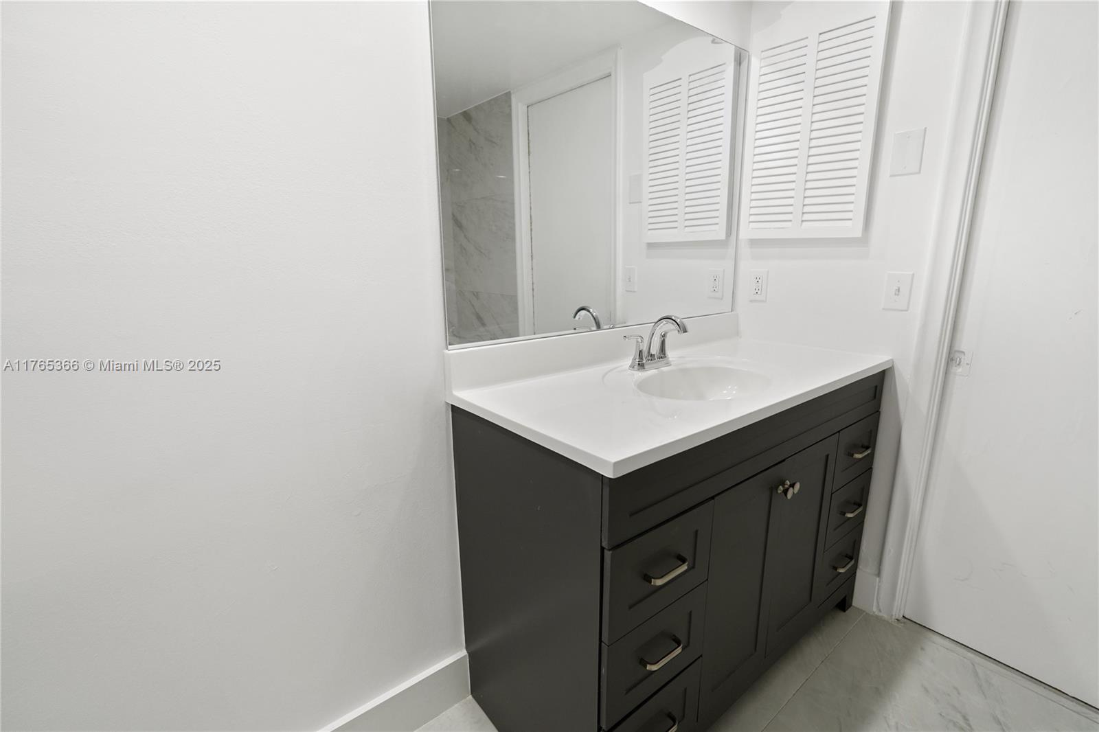 WELLINGTON CONDOS - Residential