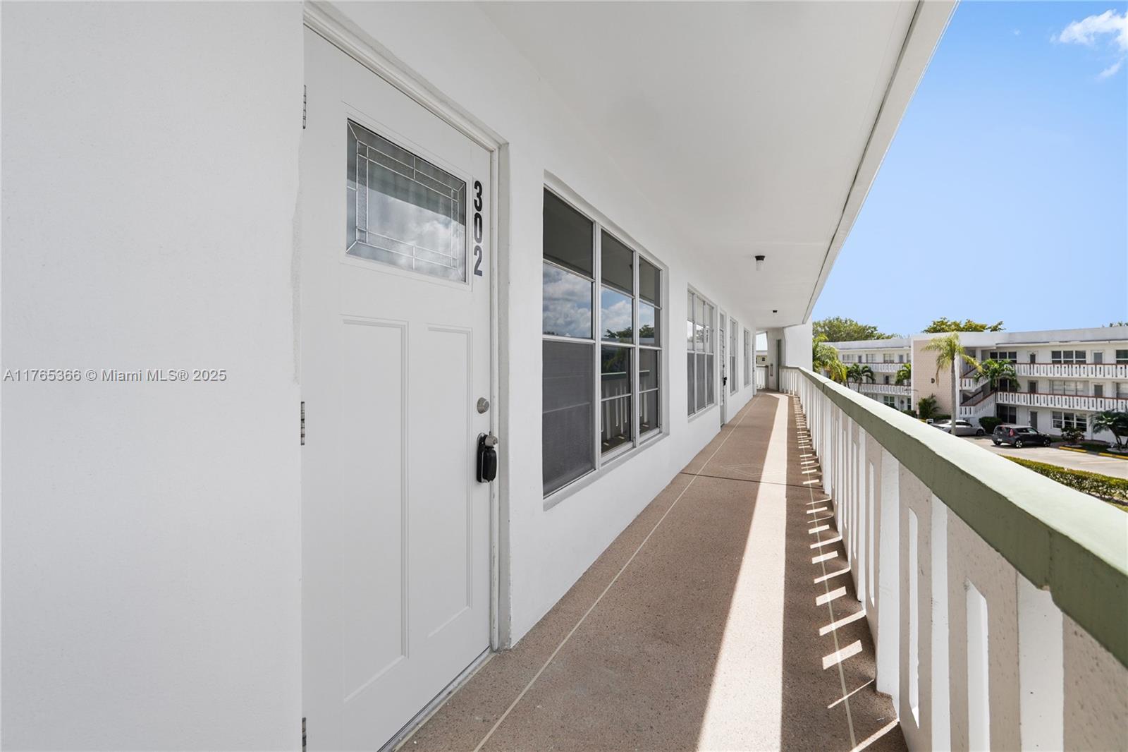 WELLINGTON CONDOS - Residential