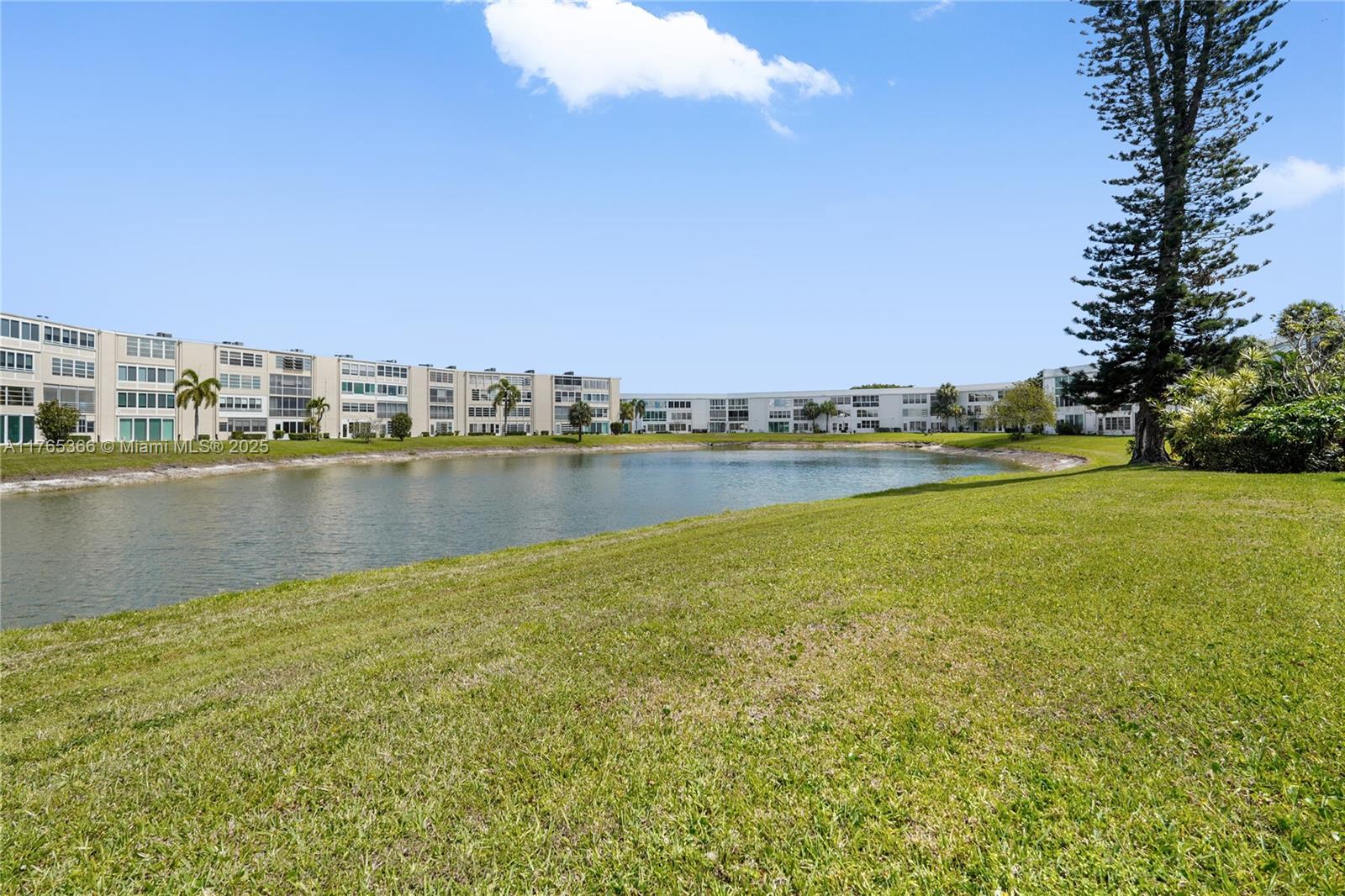 WELLINGTON CONDOS - Residential