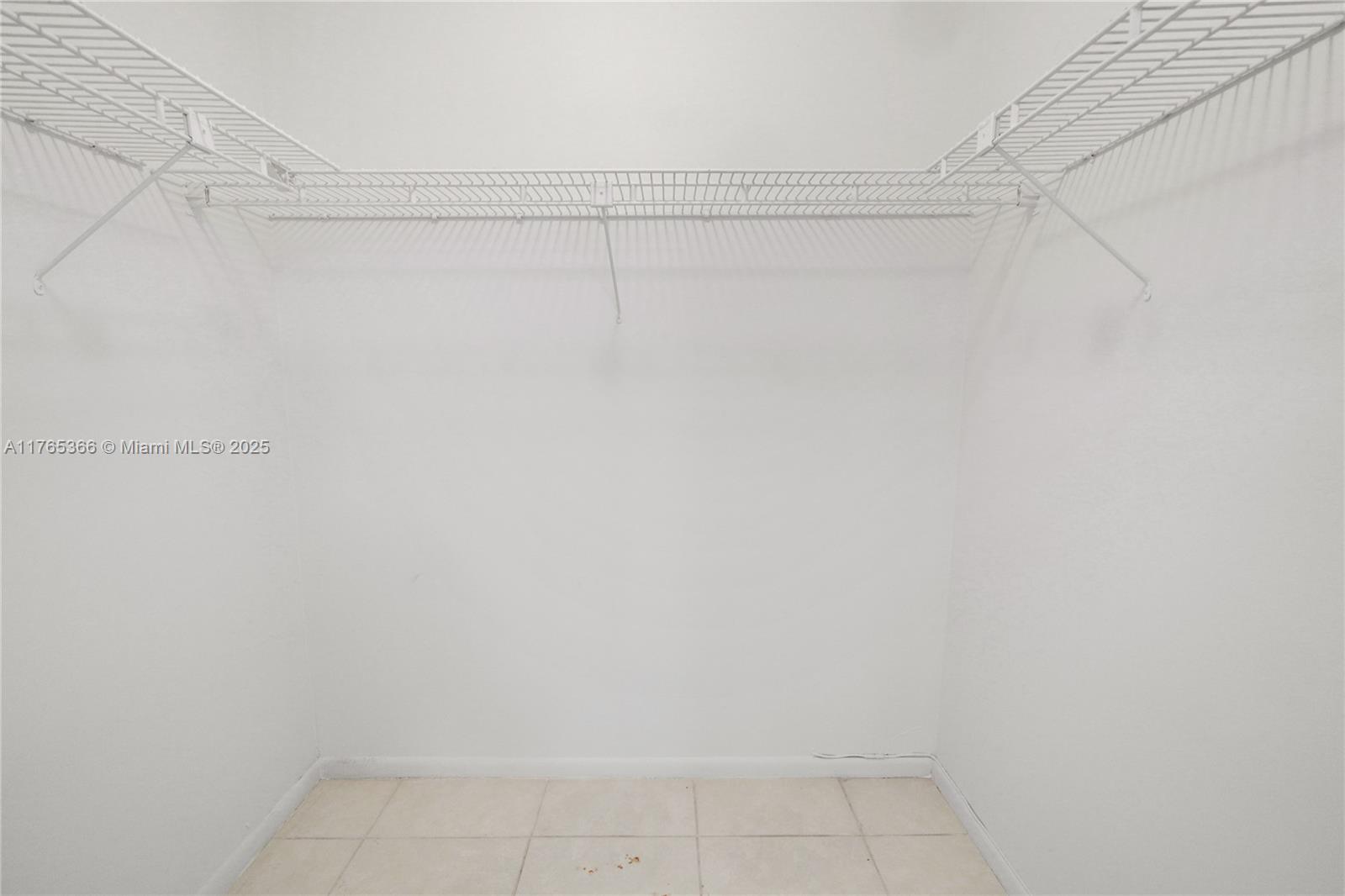 WELLINGTON CONDOS - Residential