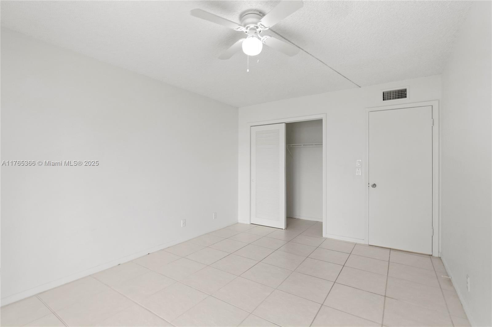 WELLINGTON CONDOS - Residential
