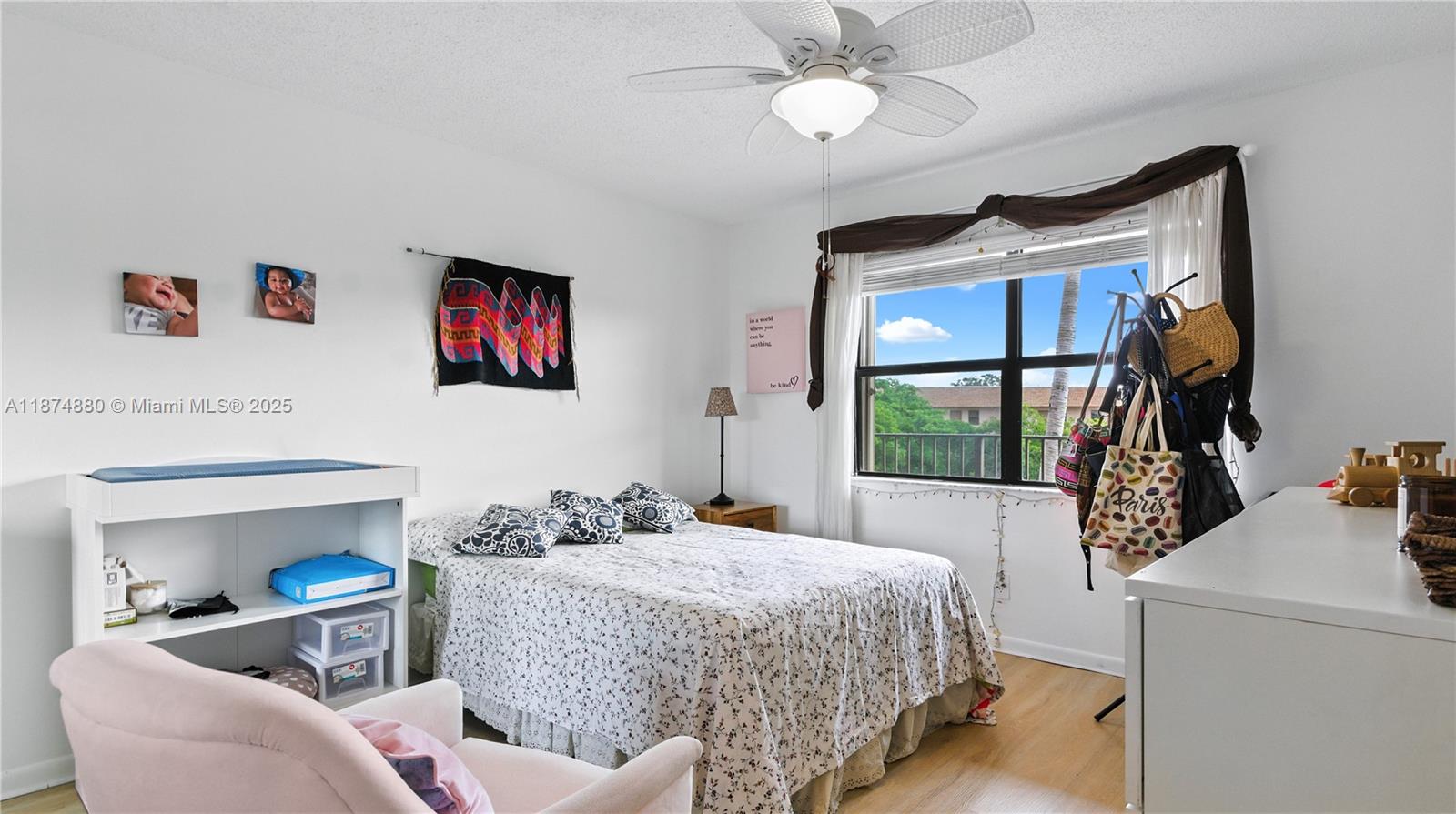 SUNRISE LAKES 214 CONDO - Residential