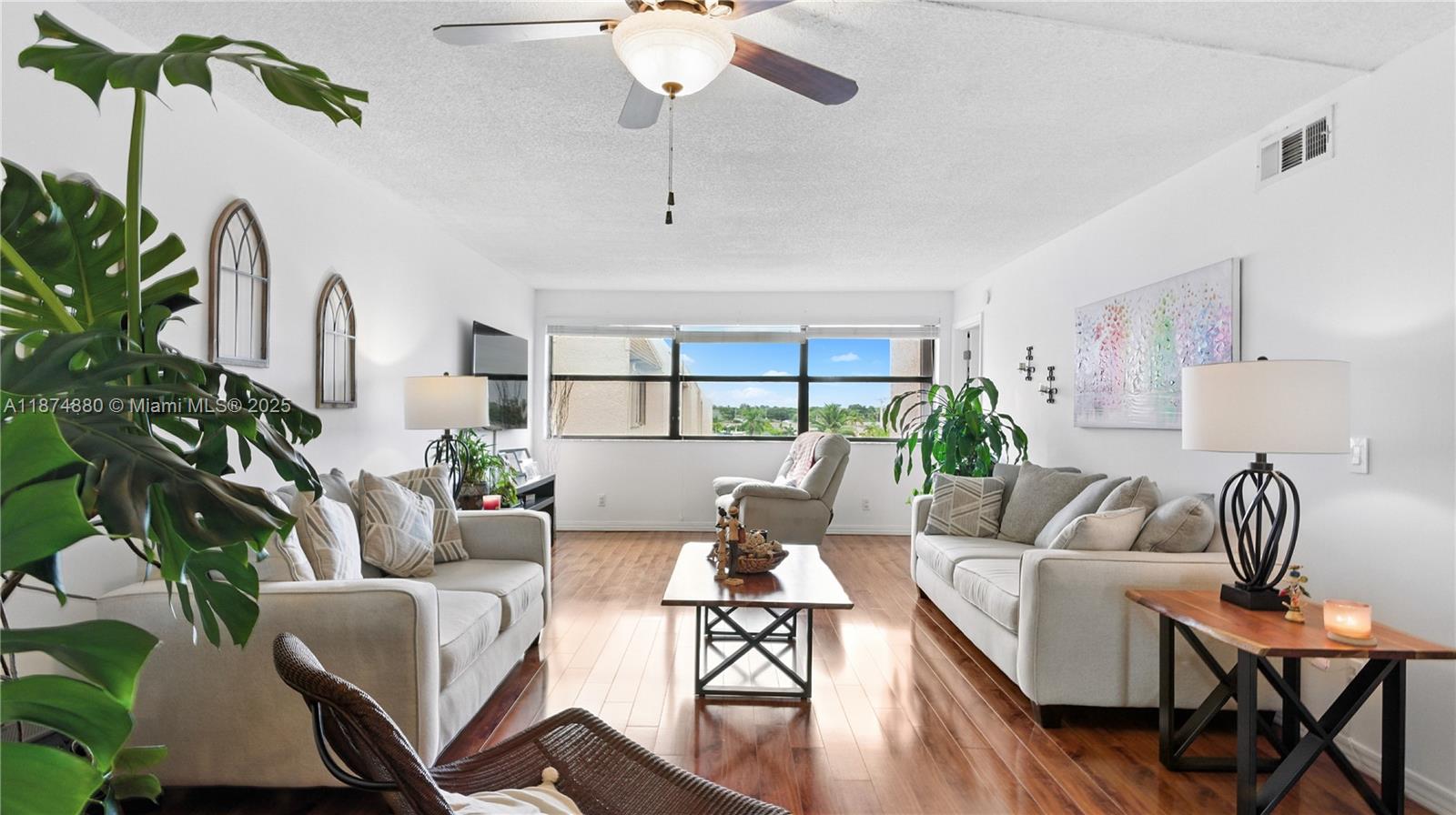 SUNRISE LAKES 214 CONDO - Residential