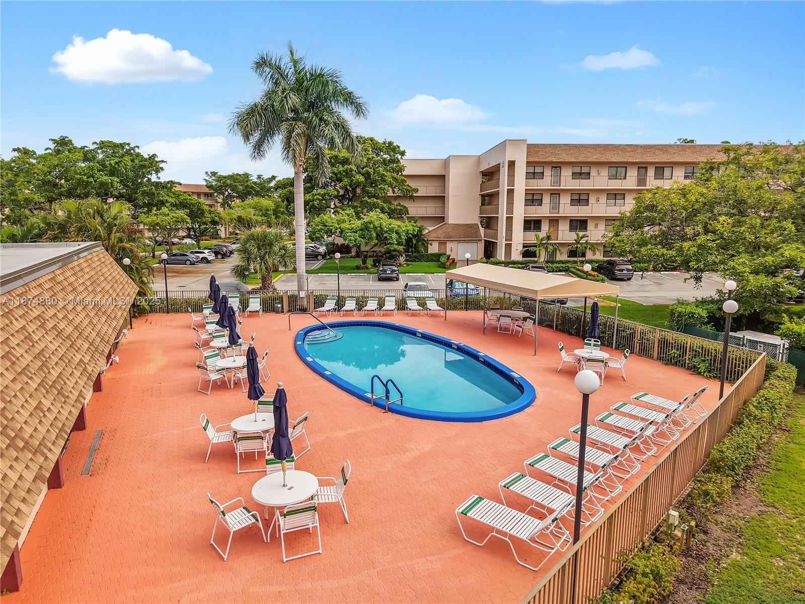 SUNRISE LAKES 214 CONDO - Residential