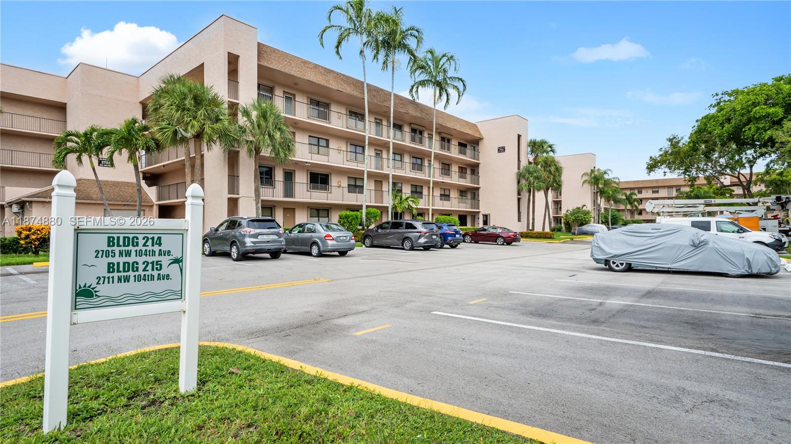 SUNRISE LAKES 214 CONDO - Residential
