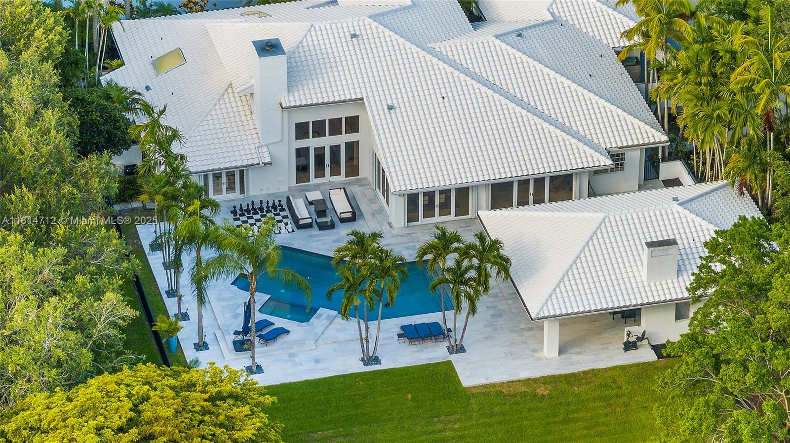 Property for Sale at 2805 Hackney Rd, Weston, Broward County, Florida - Bedrooms: 5 
Bathrooms: 5  - $3,285,000