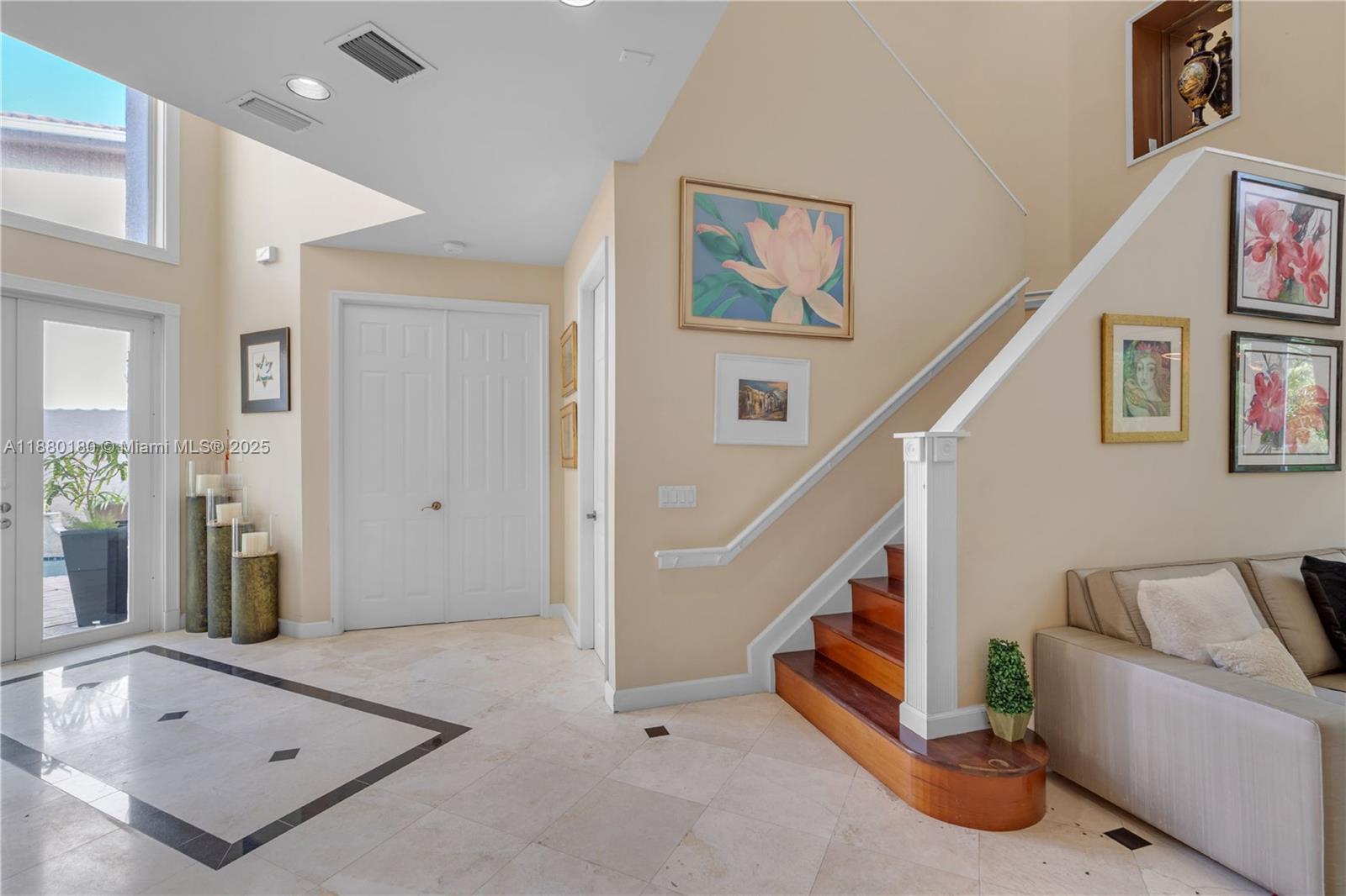 GOLDEN GATE ESTATES & MAR - Residential