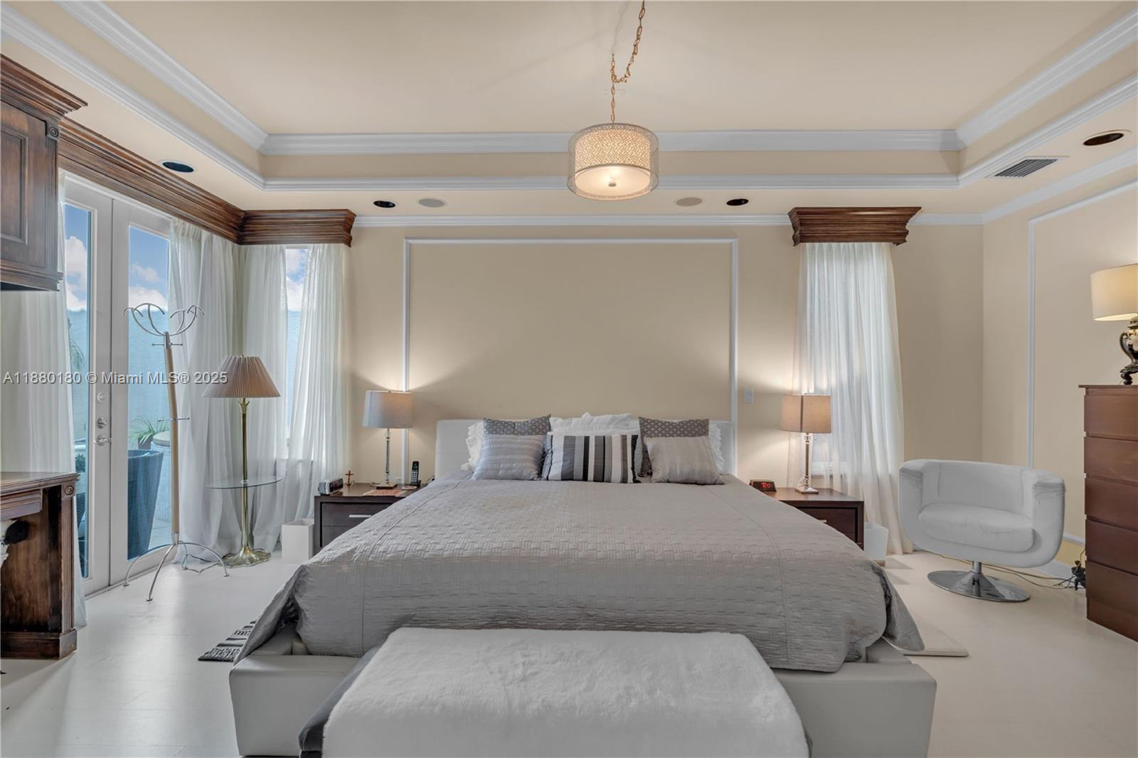 GOLDEN GATE ESTATES & MAR - Residential