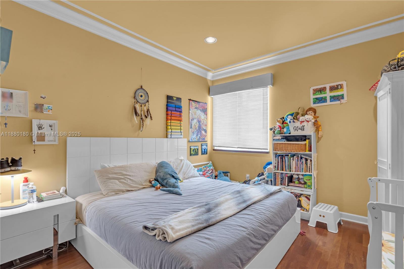 GOLDEN GATE ESTATES & MAR - Residential