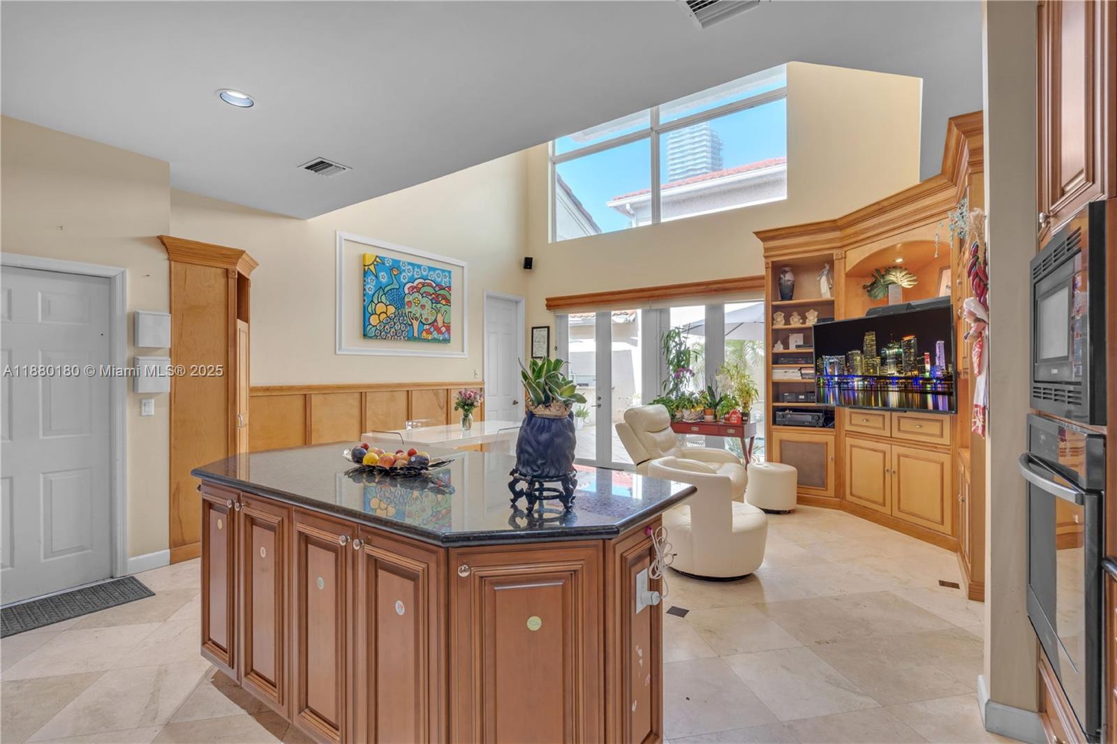 GOLDEN GATE ESTATES & MAR - Residential