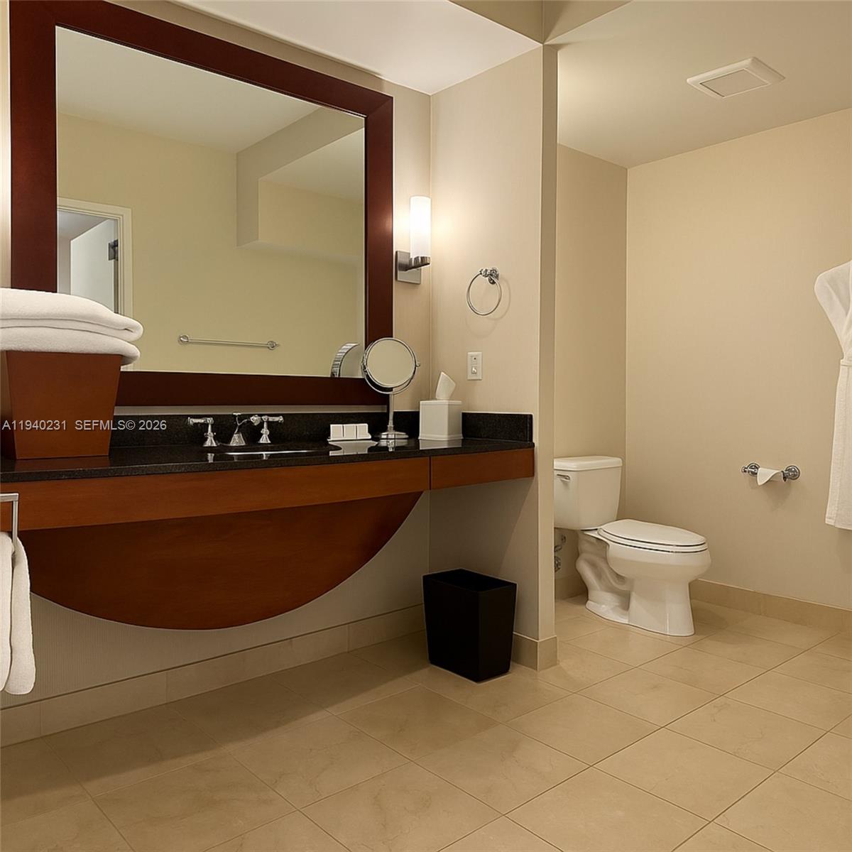 TRUMP INTERNATIONAL SONES - Residential