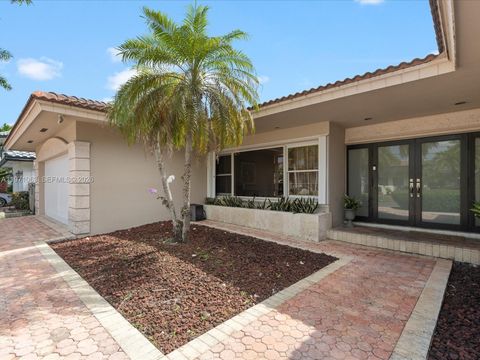 2930 NE 164th St North Miami Beach FL 33160