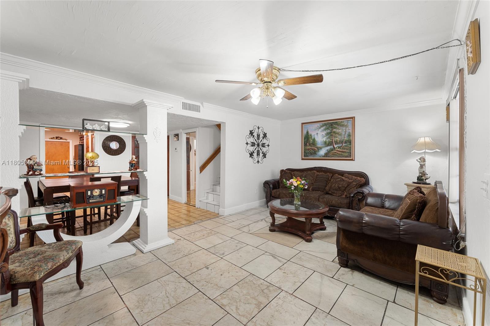 960 W 79th Pl