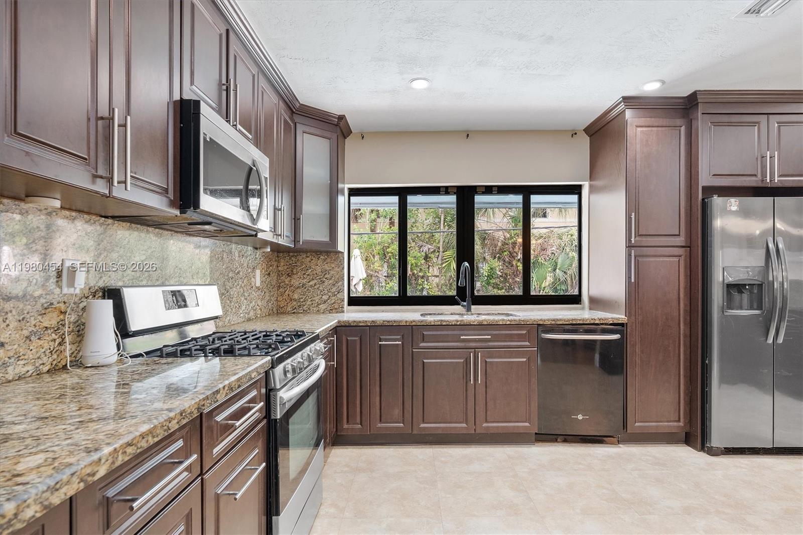 KNOLLS 3 SEC - Residential