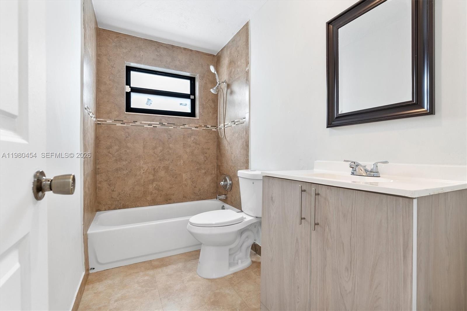 KNOLLS 3 SEC - Residential