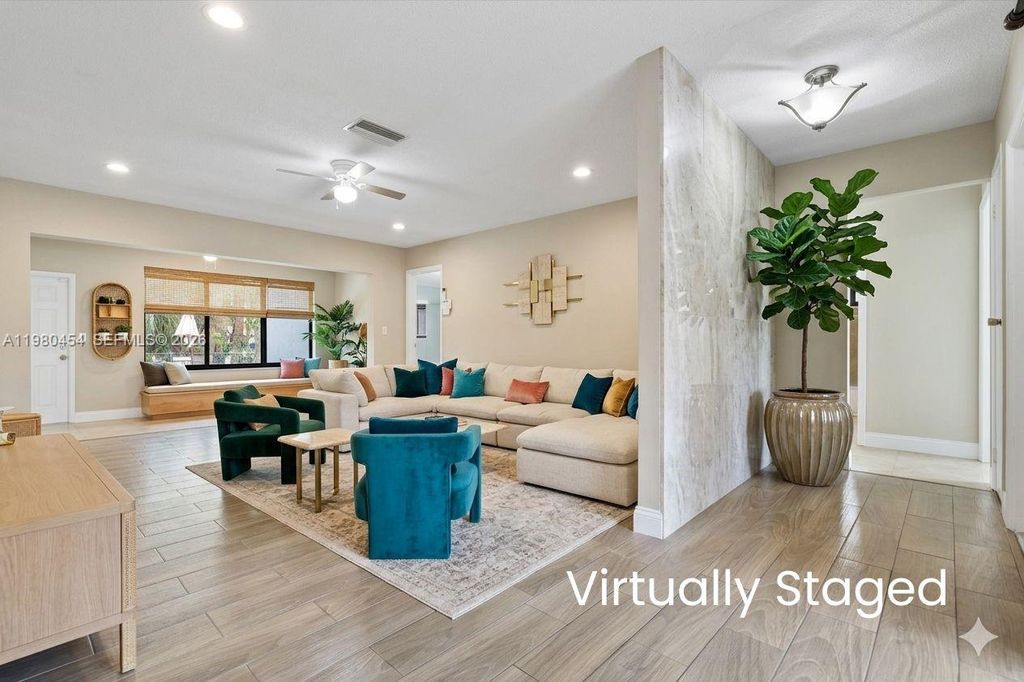 Photo of 2805 E Lexington Dr, Miramar, FL 33025 (MLS # A11980454)