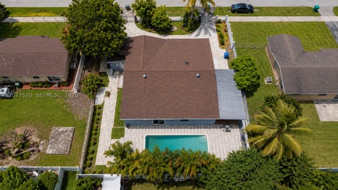 Photo of 14494 SW 299th Ter, Homestead, FL 33033 (MLS # A12077520)