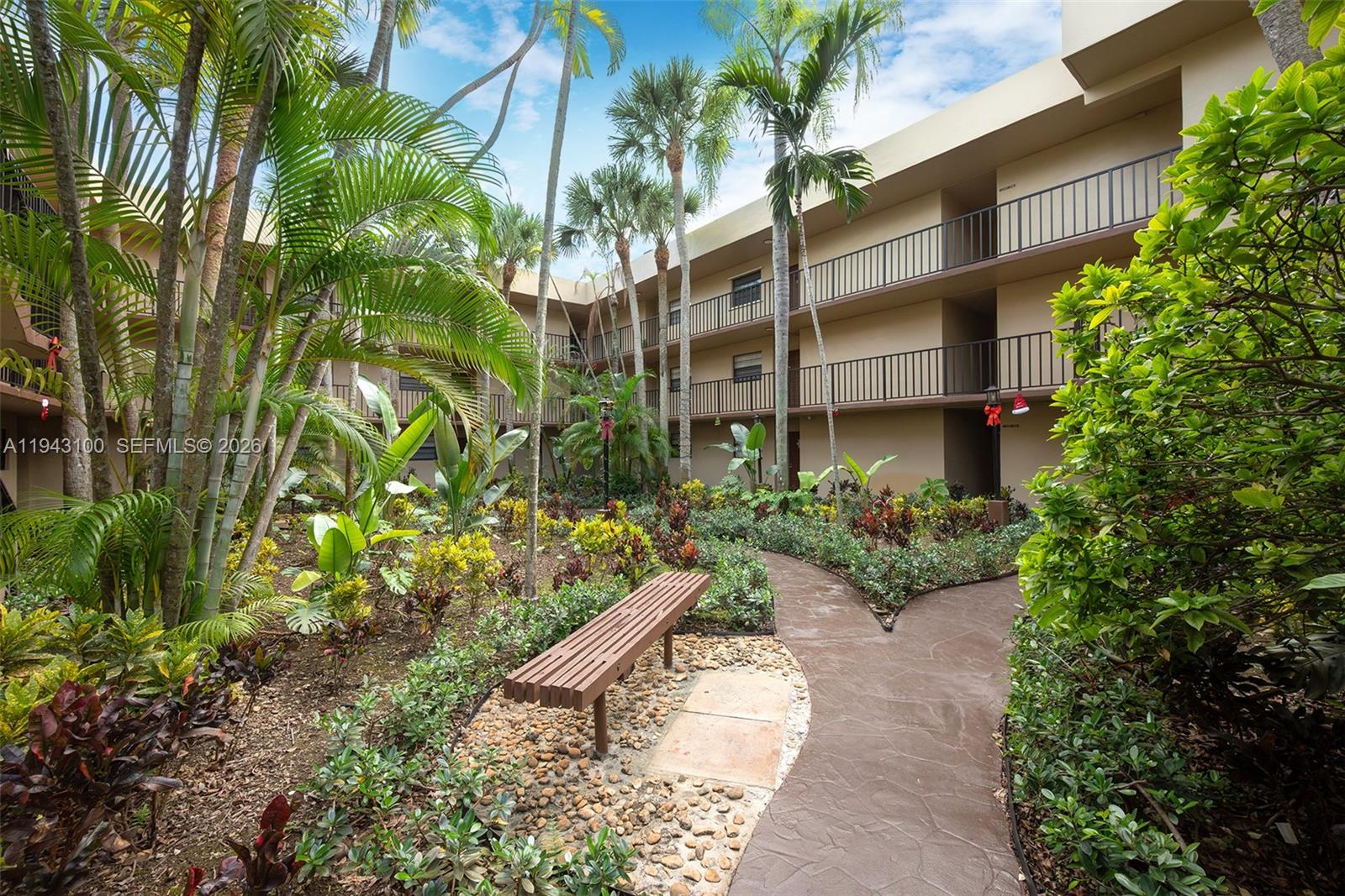 GARDENS OF KENDALL SO CON - Residential