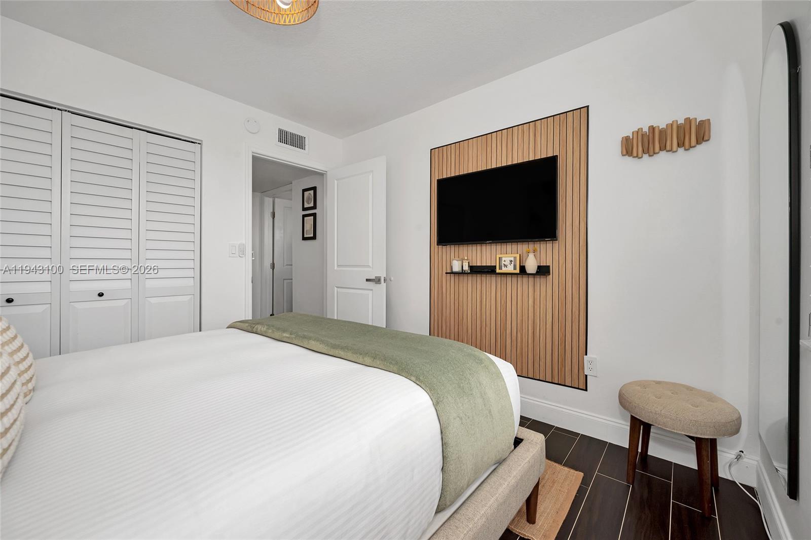 GARDENS OF KENDALL SO CON - Residential