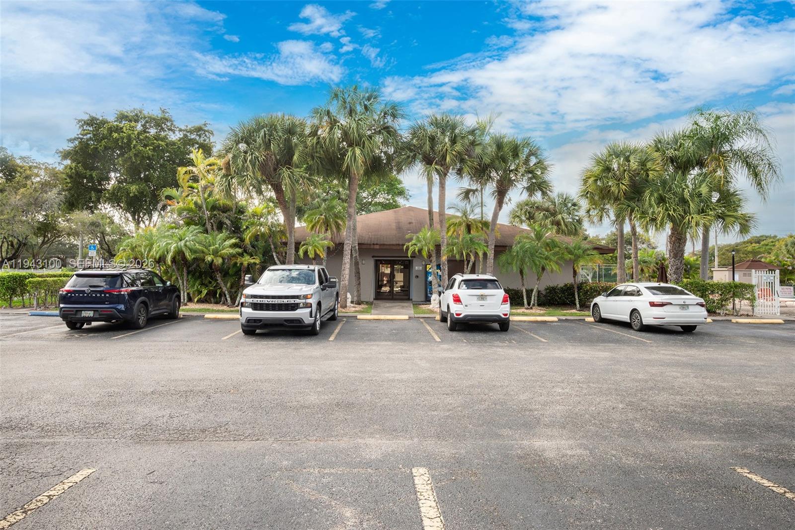 GARDENS OF KENDALL SO CON - Residential