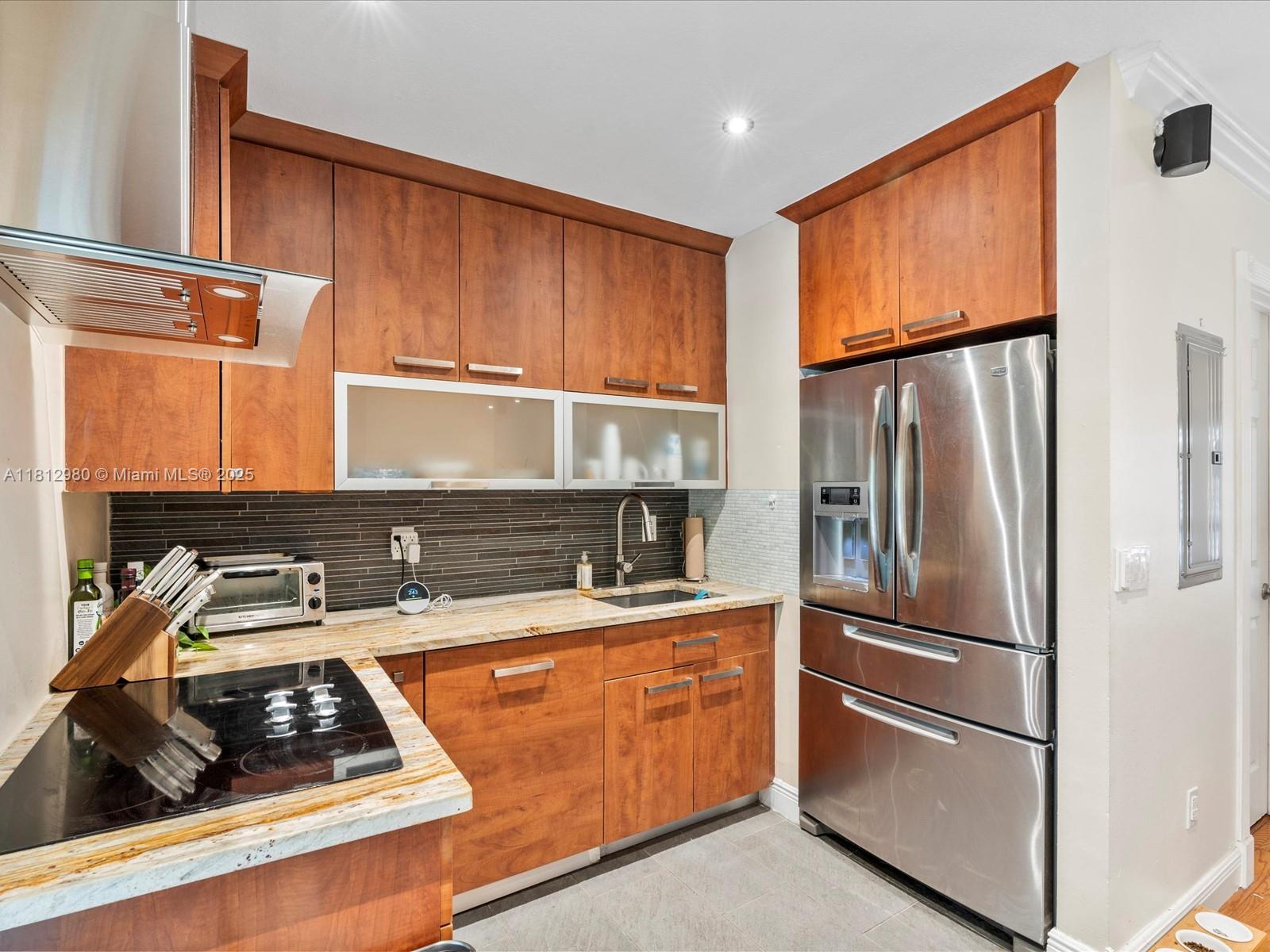 BRIDGEPORT VILLAS CONDO - Residential Lease