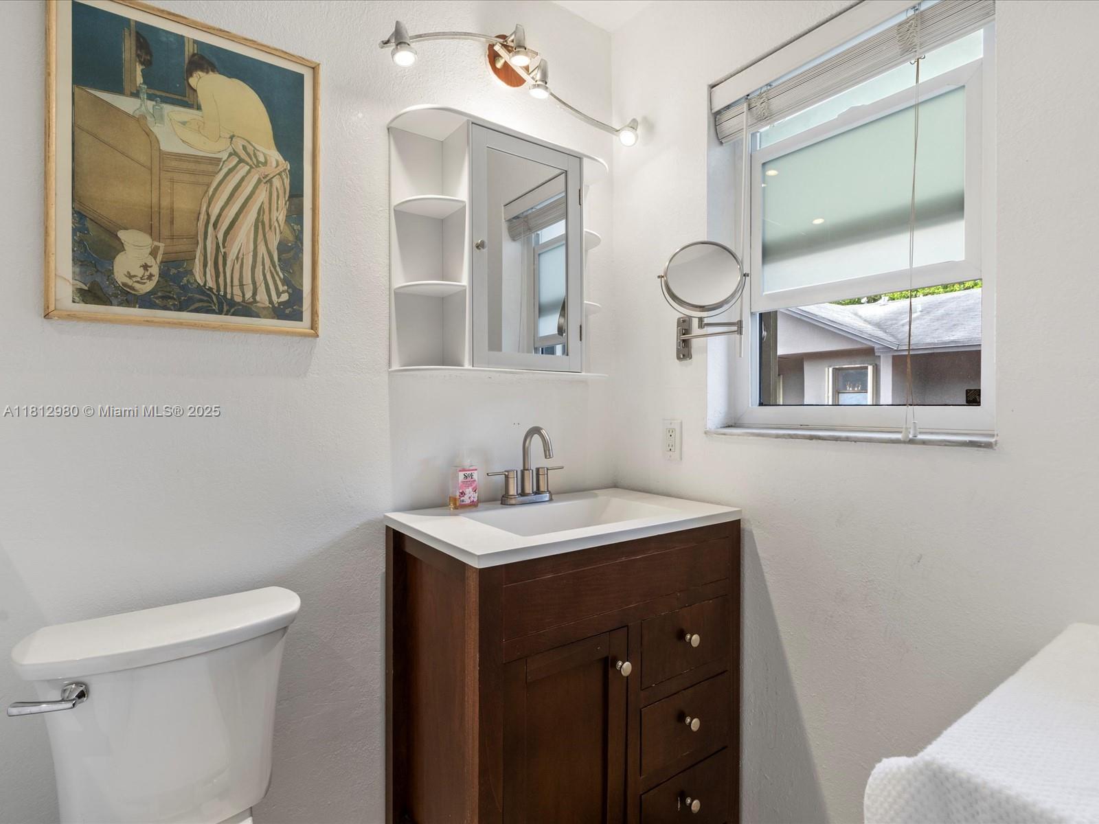 BRIDGEPORT VILLAS CONDO - Residential Lease