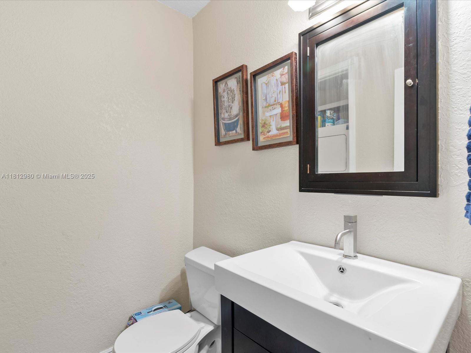 BRIDGEPORT VILLAS CONDO - Residential Lease