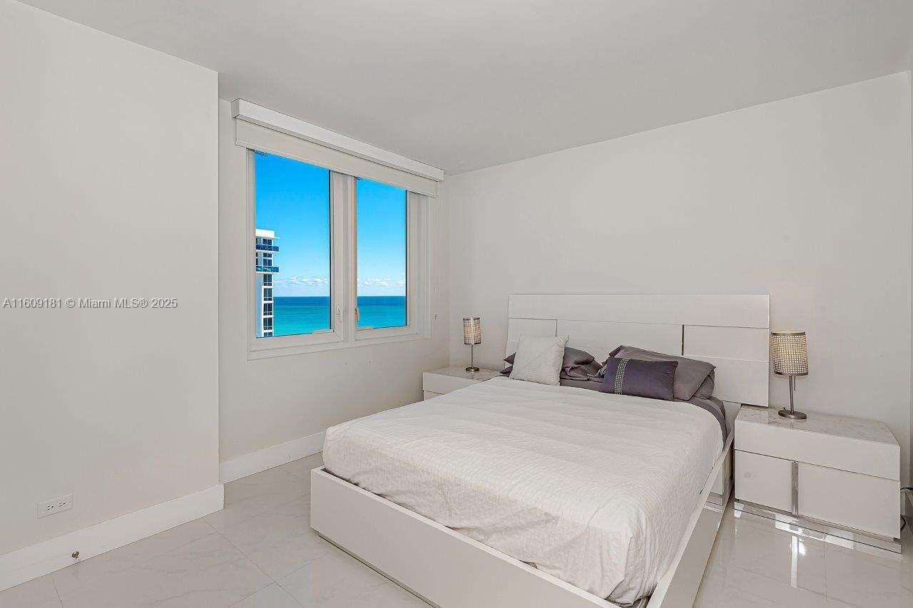 RONEY PALACE CONDO - Residential Lease