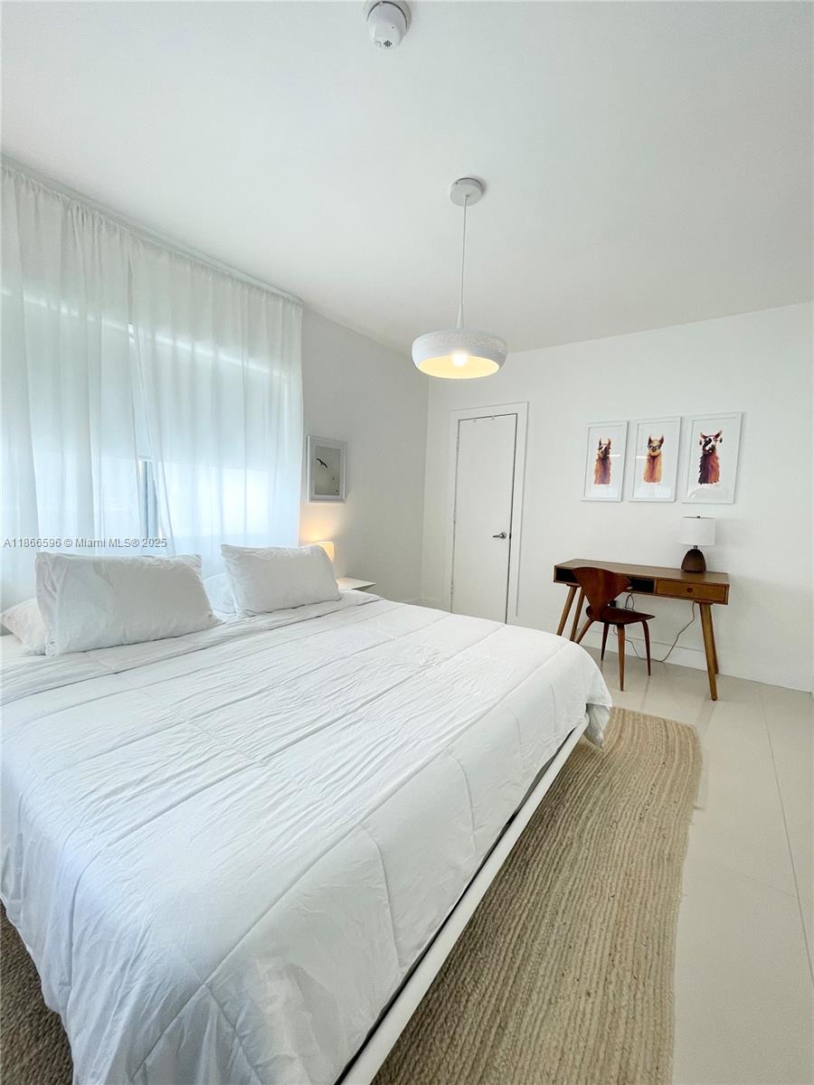 1604 DREXEL CONDO - Residential Lease